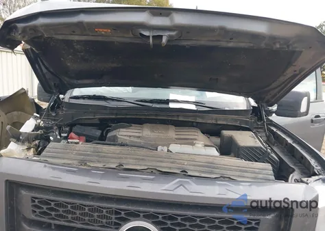 2024 Nissan Titan Xd Sv 4X4 из США, поврежденный, VIN 1N6AA1FB2RN116782